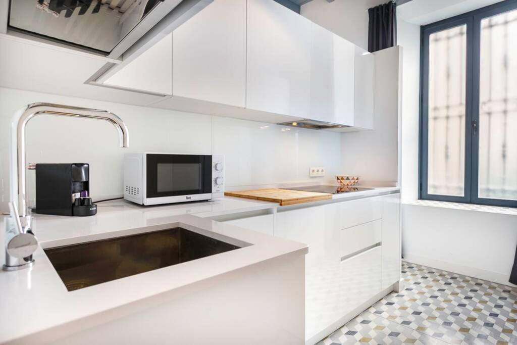 Pop Art, 2Bd Ground Central Apartment เซบีญา ภายนอก รูปภาพ