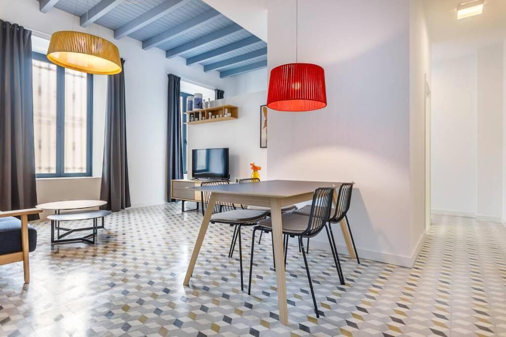 Pop Art, 2Bd Ground Central Apartment เซบีญา ภายนอก รูปภาพ